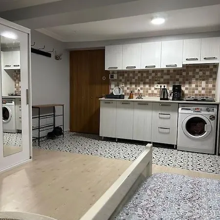 Easy House In Center Istanbul